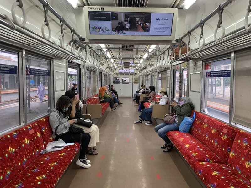 Penumpang KRL Boleh Berbuka Puasa di dalam Kereta, Begini Ketentuannya