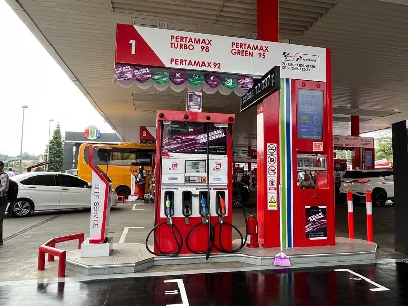 Harga BBM Pertamina Naik Lagi, Pertamax Dex Dibanderol Rp27.900 per Liter