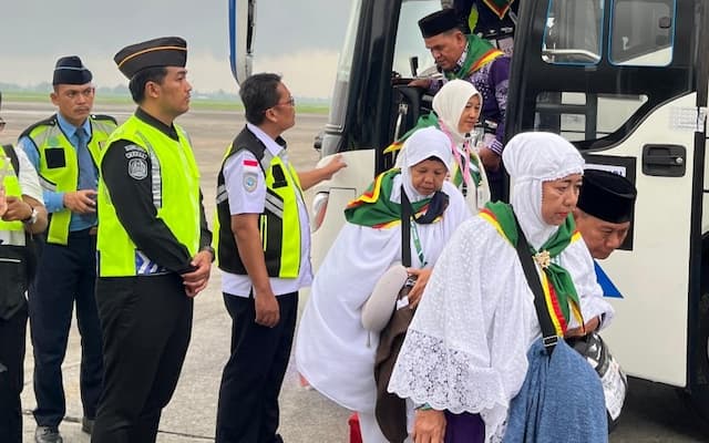 Ditjen Bea Cukai Ingatkan Jamaah Haji yang Bawa Rp100 Juta ke Atas Wajib Lapor