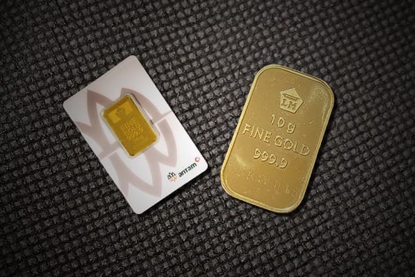 Geopolitik Memanas: Emas Dunia Berpotensi ke USD4.426, Logam Mulia Bisa Tembus Rp2,6 Juta