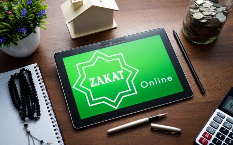 Apa Hukumnya Membayar Zakat Fitrah secara Online? Ini Penjelasan Ulama