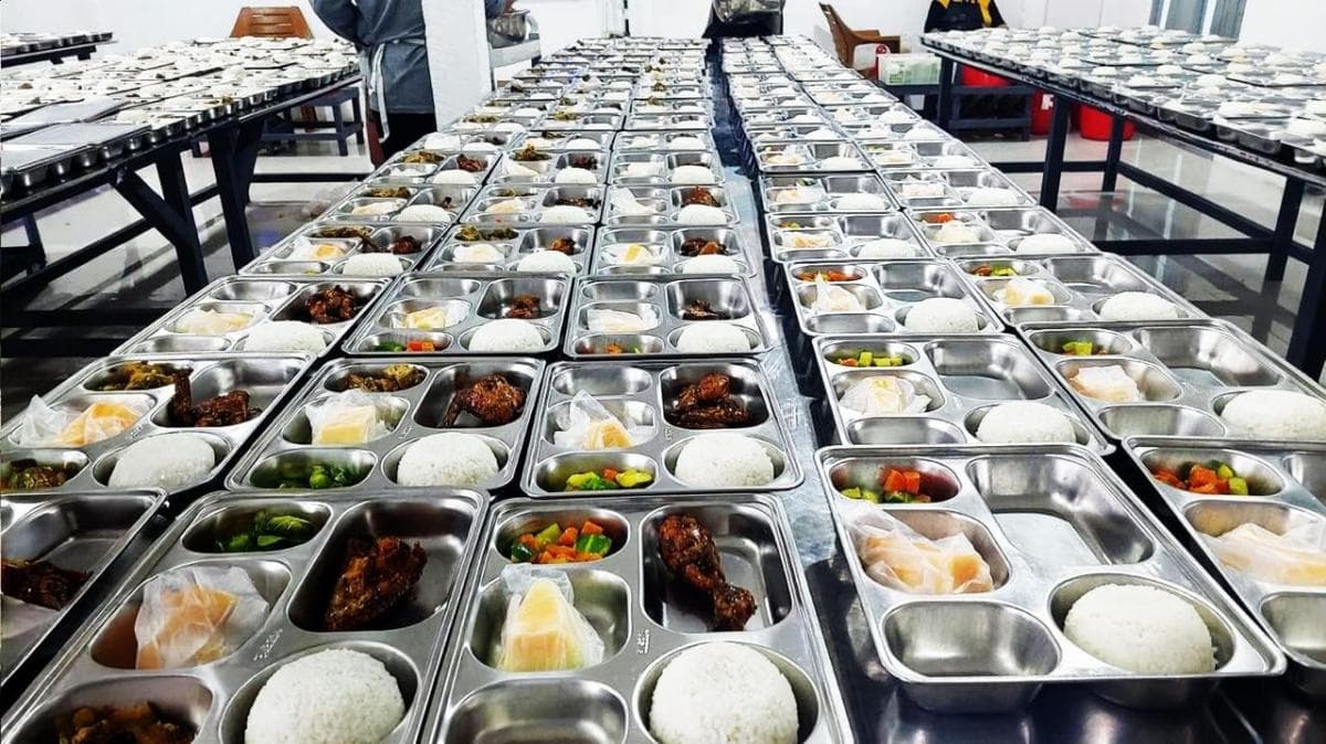 Kemenko Pangan Susun Aturan Rantai Pasok Bahan Baku Lokal MBG