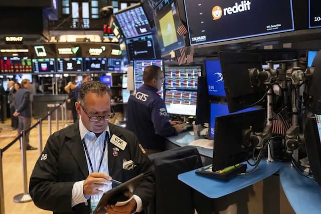 S&P 500 dan Nasdaq Ditutup Menguat, Catatkan Kenaikan Mingguan