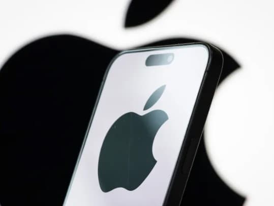 Apple Produksi 25 Persen iPhone di India, Diversifikasi dari China Imbas Tarif Dagang