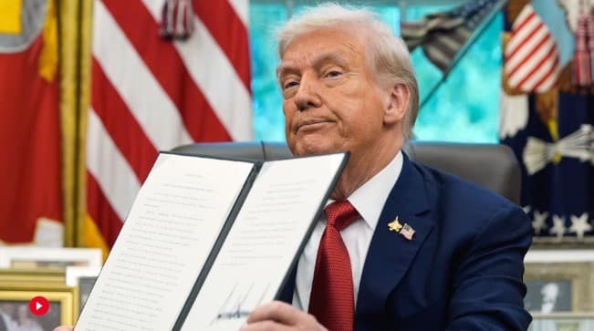 Mahkamah Agung AS Batalkan Tarif Resiprokal Trump, Indonesia Berpotensi Diuntungkan