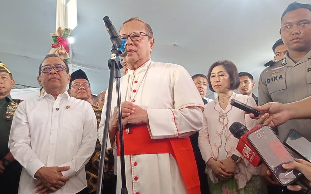 Pesan Misa Malam Natal, Cardinal Ignatius Suharyo Minta Umat Katolik Prihatin Bencana Sumatera