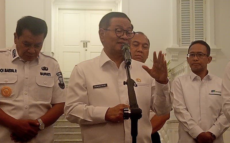 Bantu Masalah Sampah Tangsel, Pemprov DKI Tawarkan Banten Truk Pengangkut