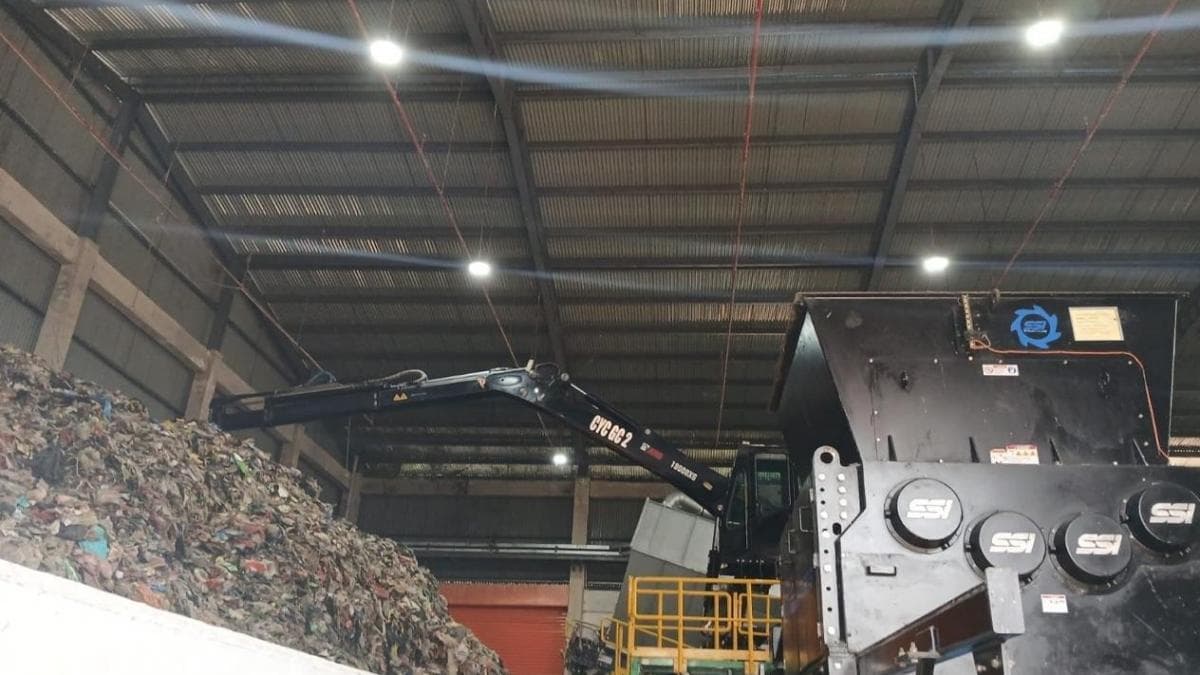 Kementerian ESDM Targetkan Pembangkit Listrik Tenaga Sampah Beroperasi di 2027