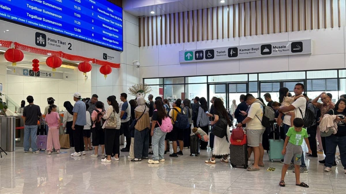 Jumlah Penumpang Whoosh Tembus 25.700 per Hari di Long Weekend Imlek