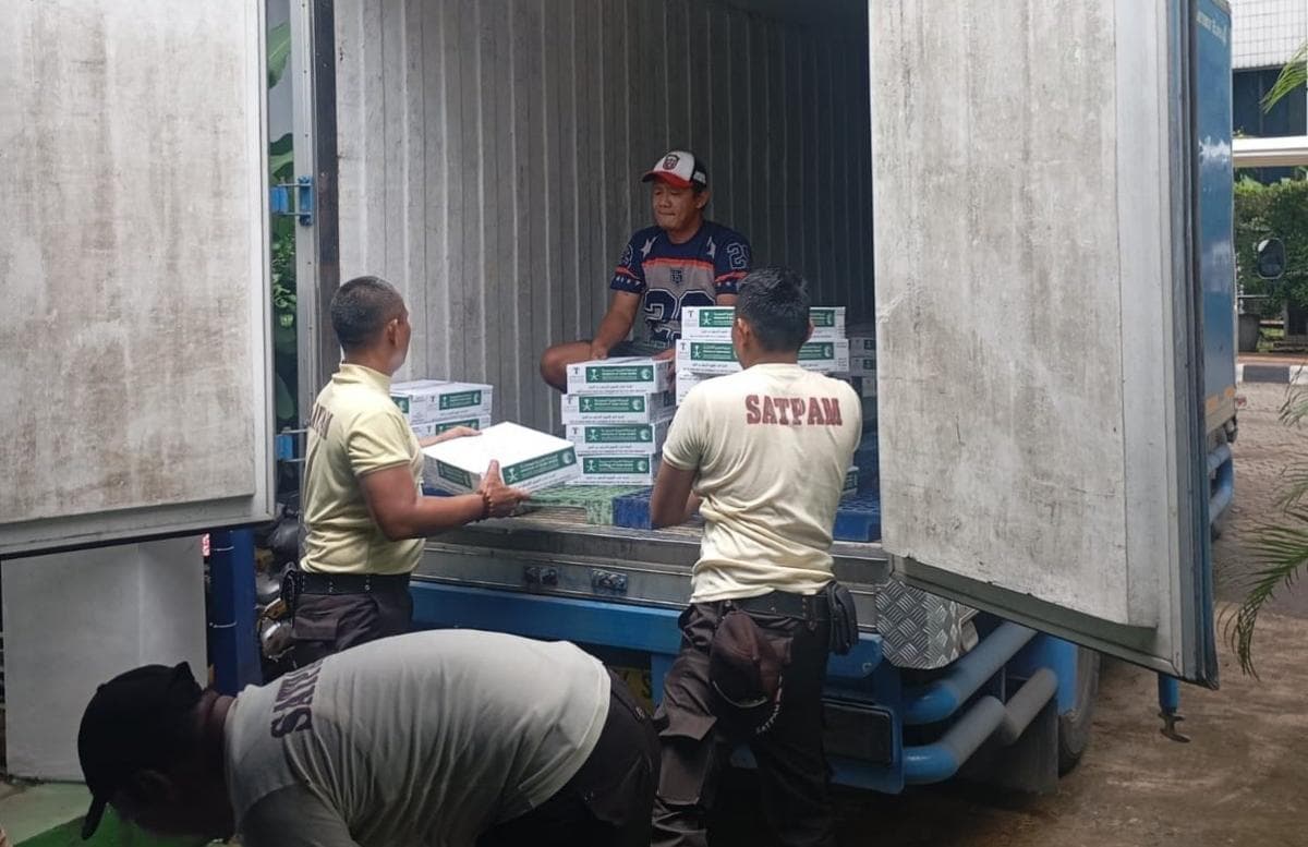 Kemenag Mulai Distribusikan 100 Ton Kurma dari Saudi, Ini Sasarannya