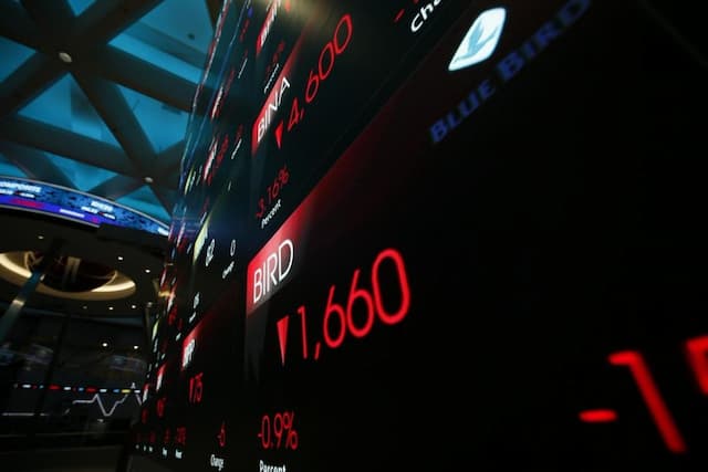 IHSG Berakhir Merah, Turun 34,73 Poin ke 7.559