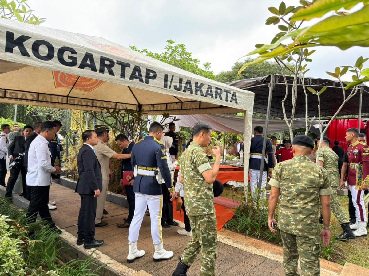 Try Sutrisno Dimakankan di TMP Kalibata, Berdekatan dengan BJ Habibie dan Ani Yudhoyono