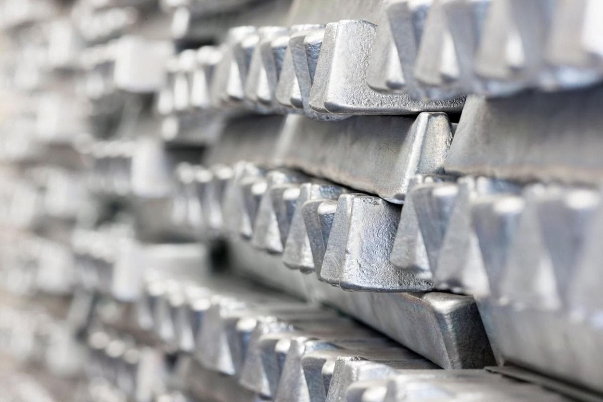 Stok Aluminium di China Menumpuk Imbas Perang Iran Kurangi Pasokan Global