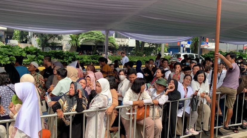 Mengintip Antusiasme Masyarakat Demi Ikuti Open House Istana Negara