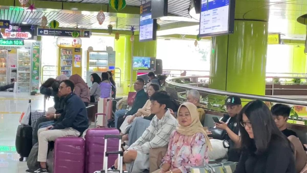 Arus Balik Lebaran 2026, Begini Situasi Terkini Stasiun Gambir Siang Ini