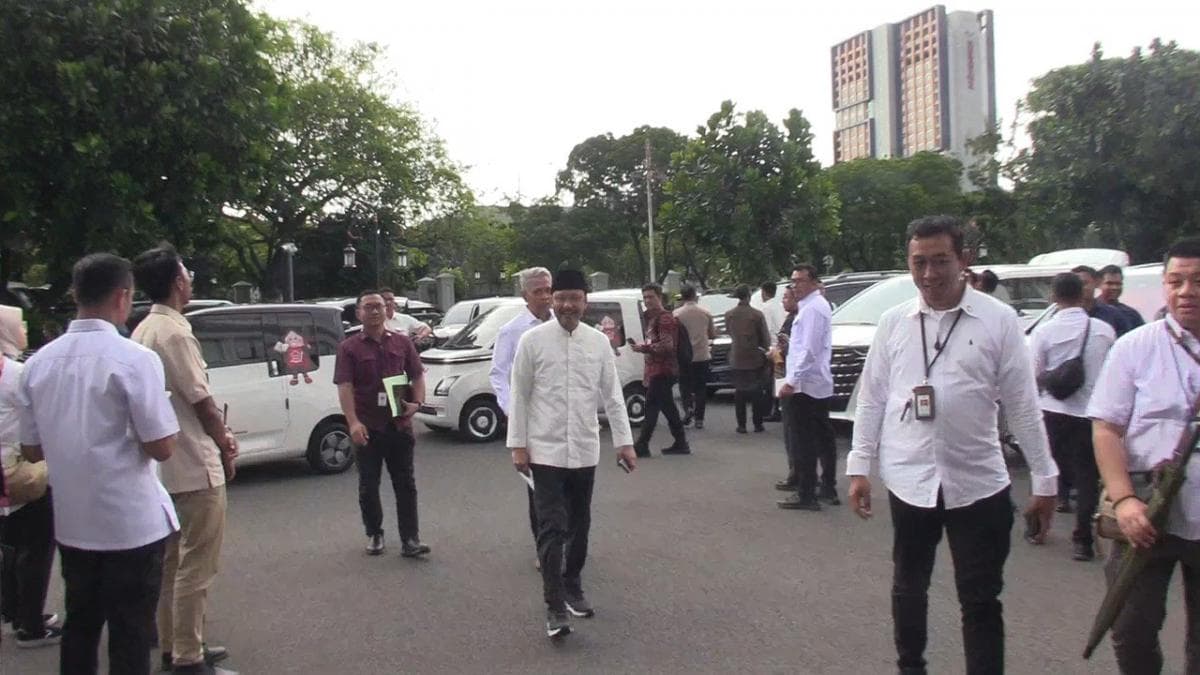 Gunakan Mobil Listrik ke Istana, Mensos: Hasil Undian Tak Diambil Masyarakat