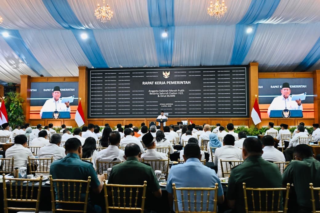 Prabowo Pastikan Indonesia Siap dan Kuat Hadapi Krisis Energi: Kita Mampu Mengatasinya Prabowo Pastikan Indonesia Siap dan Kuat Hadapi Krisis Energi: Kita Mampu Mengatasinya