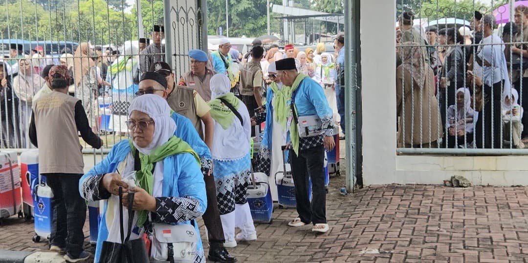 441 Calon Jamaah Haji Kloter ke-3 Tiba di Asrama Haji Pondok Gede