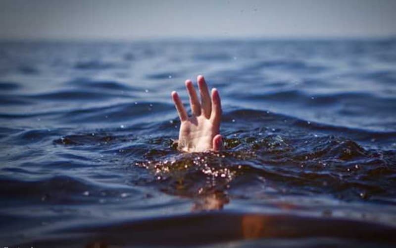 Nekat Mandi saat Ombak Besar, Kakak Adik Hilang Terseret Arus di Pantai Payangan Jember
