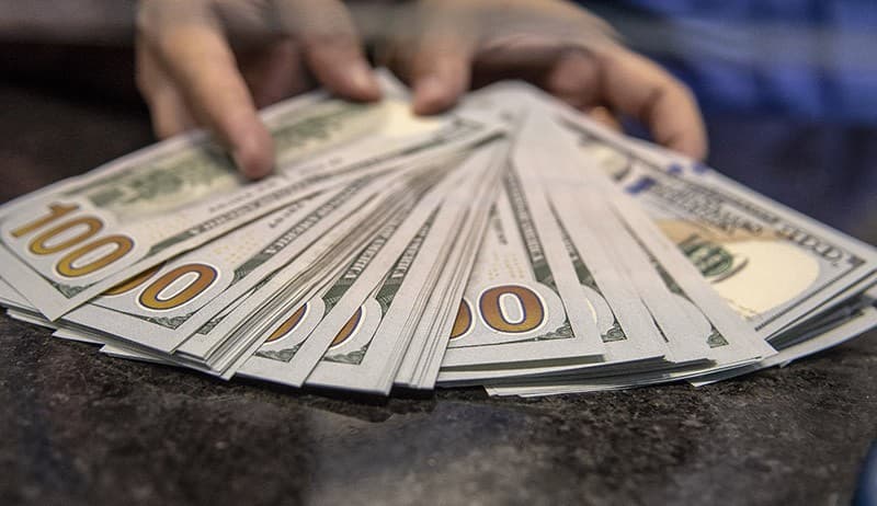 Rupiah Berpotensi Melemah ke Rp17.550 per Dolar AS Pekan Depan, Ini Sentimennya