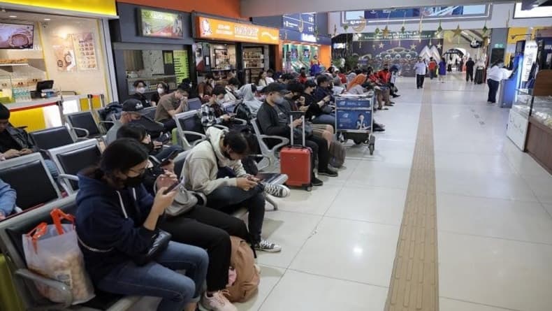 H-5 Lebaran, Ribuan Pemudik Padati Stasiun Bandung