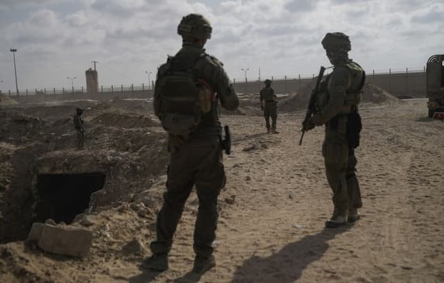 Membelot, 2 Tentara Angkatan Udara Israel Jadi Mata-Mata Iran