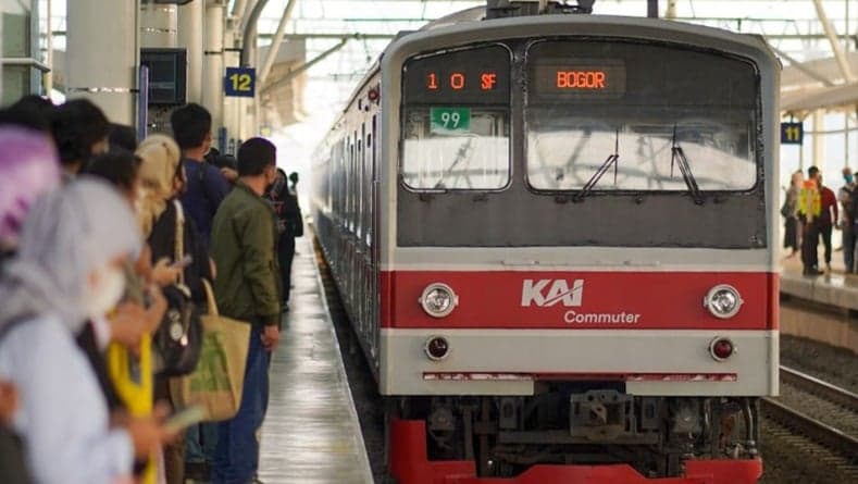 Gangguan Rel di Cilebut-Bogor, KRL Melintas di 1 Jalur Bergantian
