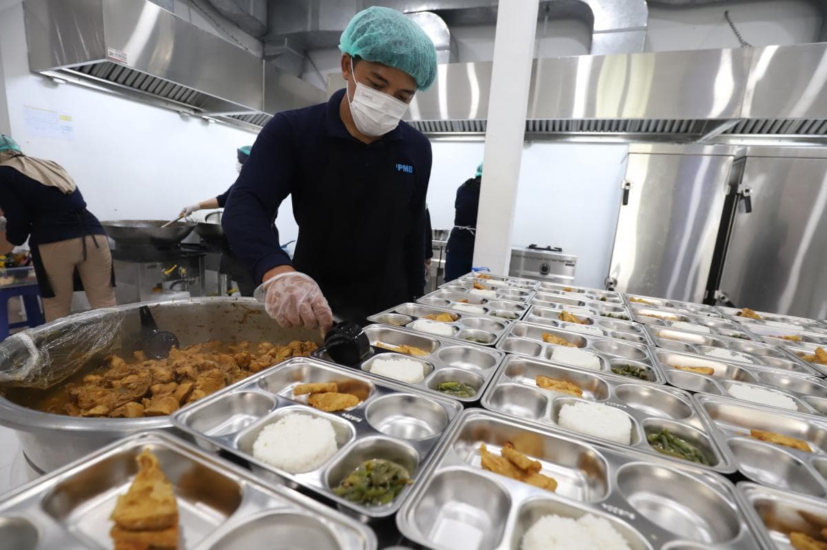 Program MBG Jangkau 62,35 Juta Penerima Manfaat, Serap 1,18 Juta Tenaga Kerja