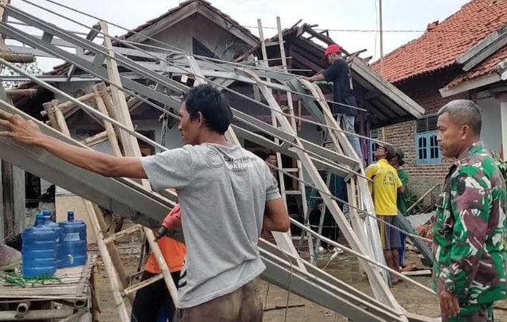 Angin Puting Beliung Terjang 5 Desa di Klaten, Ratusan Rumah Rusak