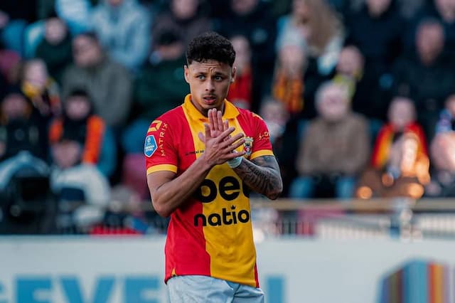 Bos Go Ahead Eagles Buka-bukaan soal Kasus Paspor Dean James