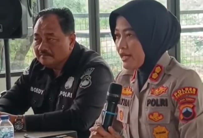 Beli Sajam Corbek via Instagram, Pelajar 16 Tahun di Semarang Ditetapkan sebagai Pelaku Anak