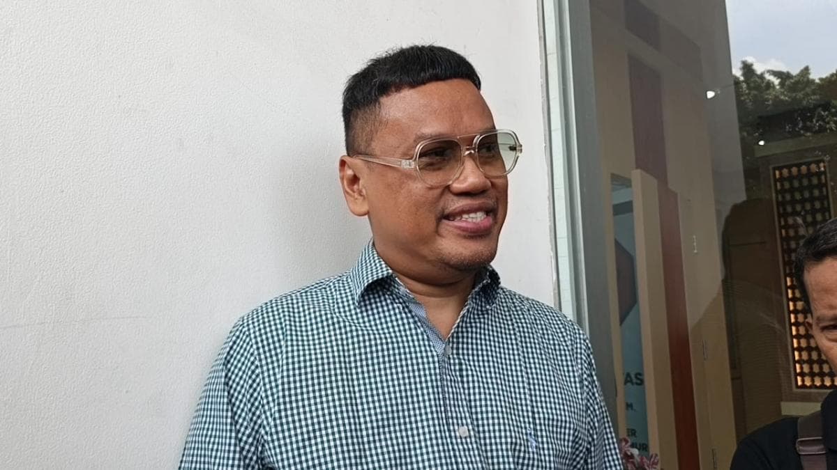 Uya Kuya Lapor Polisi soal Hoaks Kepemilikan 750 Dapur MBG 