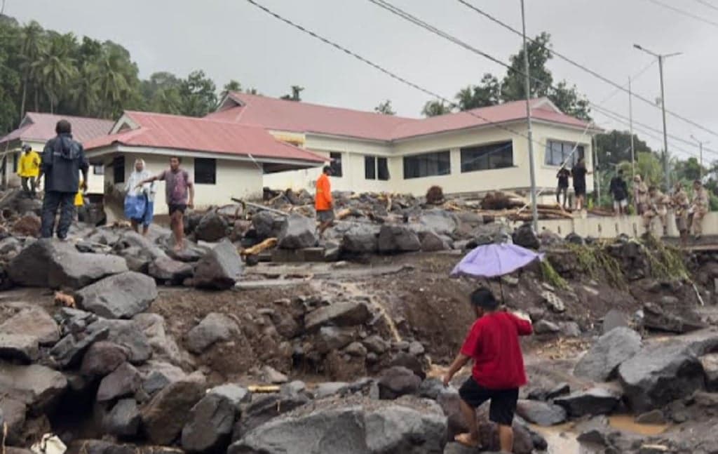 Banjir Bandang di Sitaro Sulut Terjang 3 Kecamatan, Tim SAR Cari 5 Orang Hilang