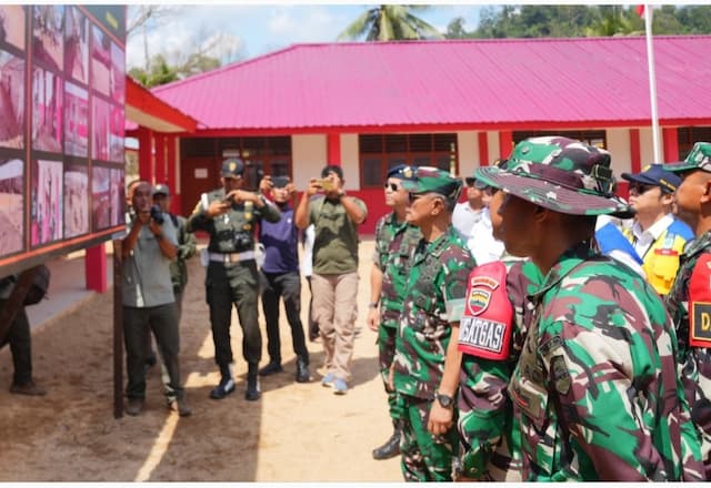 Kasum TNI Targetkan Pembangunan Huntara di Tapanuli Selatan Rampung 14 Februari