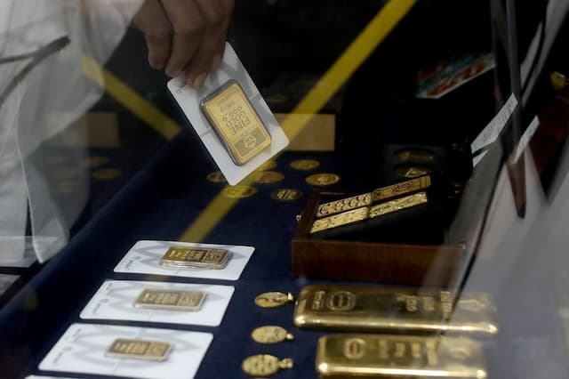 Harga Emas Antam Hari Ini Meroket Rp102.000, Termurah Dijual Berapa?