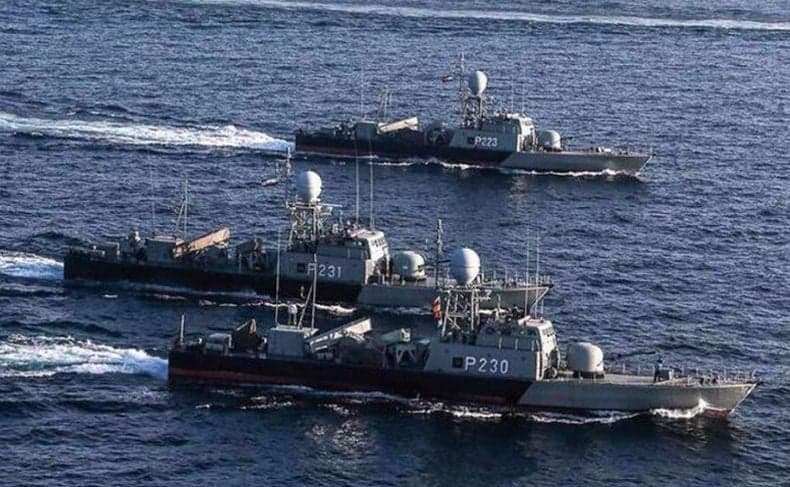 Garda Revolusi Iran Pantau Selat Hormuz 24 Jam termasuk Kapal-Kapal Perang AS