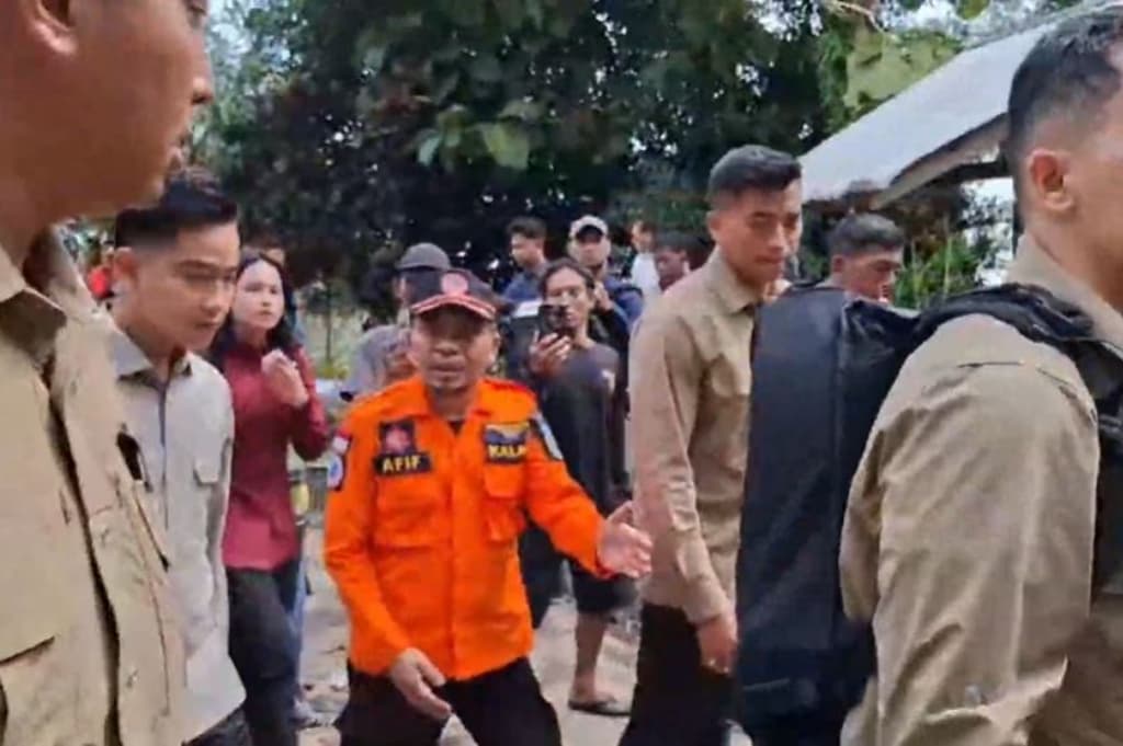 Wapres Gibran Tinjau Bencana Tanah Bergerak di Tegal, Ribuan Warga Mengungsi
