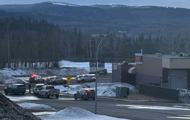 Penembakan Brutal di SMP Tewaskan 9 Orang, PM Kanada Carney Batalkan Kunjungan ke Eropa