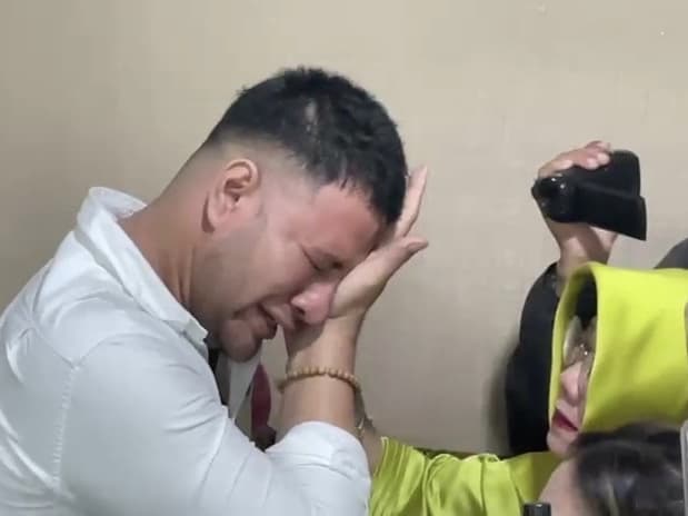 Geger! Ammar Zoni Tidak Lagi Akui Ibu Titi sebagai Ibu Angkat