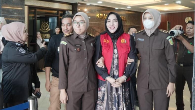 Kejati Sulsel Eksekusi Penahanan Mira Hayati, Terpidana Kasus Kosmetik Berbahaya