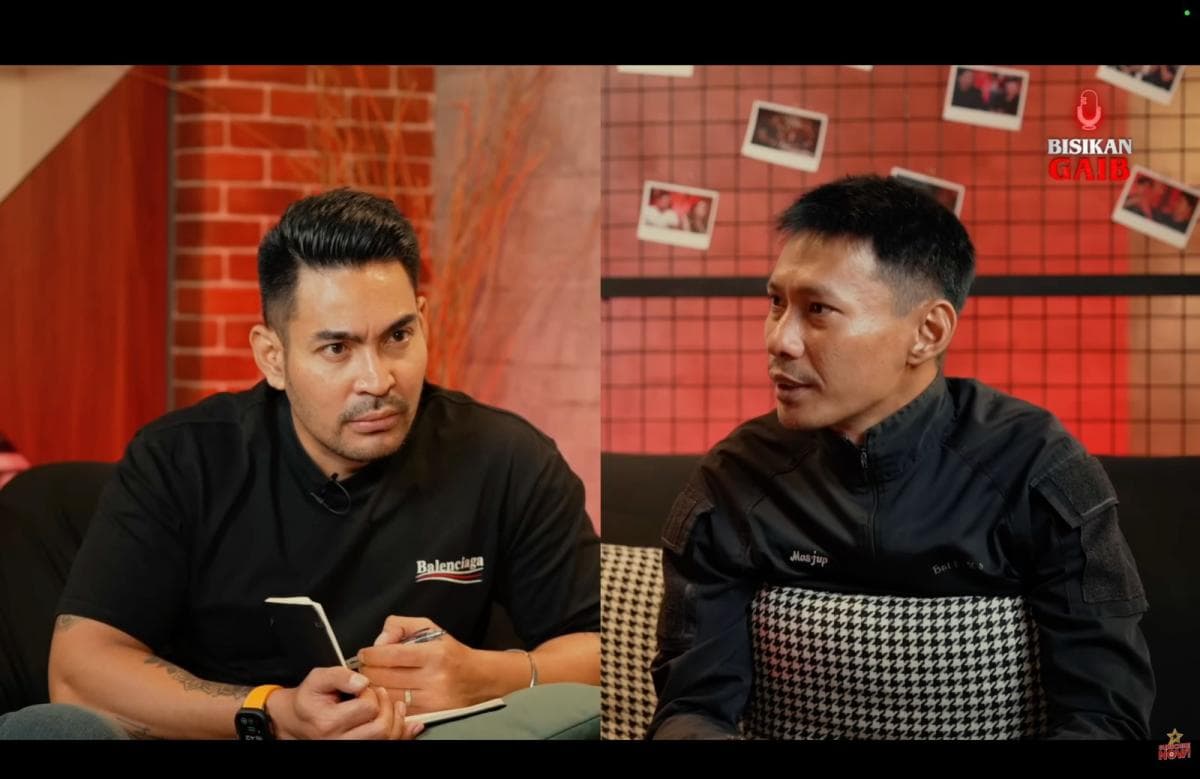 Padepokan Tak Terlihat, Terjebak dalam Ruang dan Waktu yang Berbeda