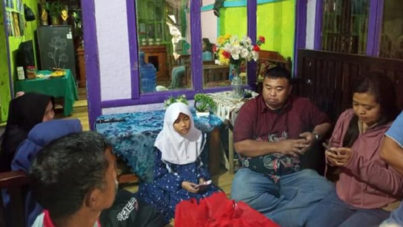 Pilu! Yatim Piatu Siswi SD di Garut Tinggal di Rumah Tak Layak, Kini Numpang di Tempat Sepupu
