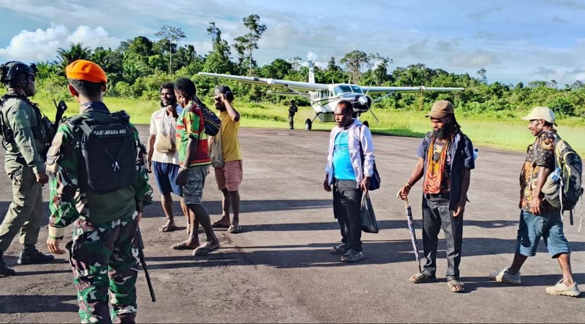 Bandara Koroway Batu Kembali Beroperasi Pascapenembakan Pilot Smart Air oleh KKB