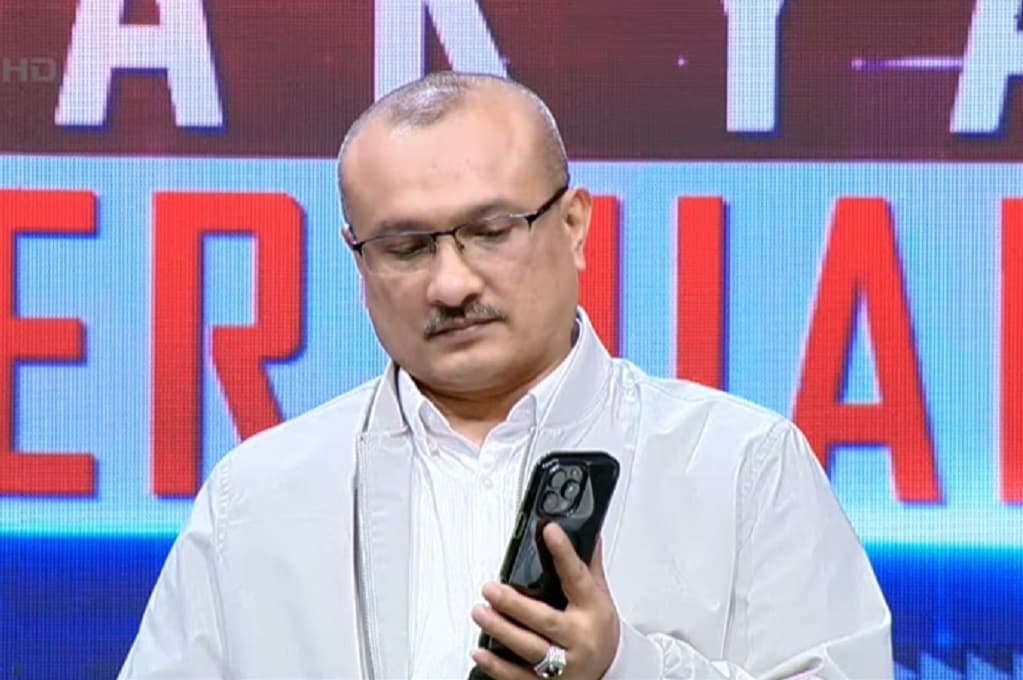 Ferdinand Putar Rekaman Hasto: Pelemahan KPK Dilakukan Jokowi, Dampaknya Dituduhkan ke PDIP