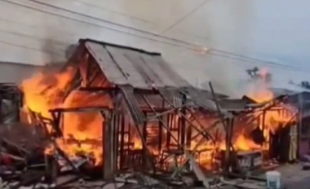 Kebakaran Pasar Gatak Grobogan, 20 Kios Milik Pedagang Ludes Dilalap Api