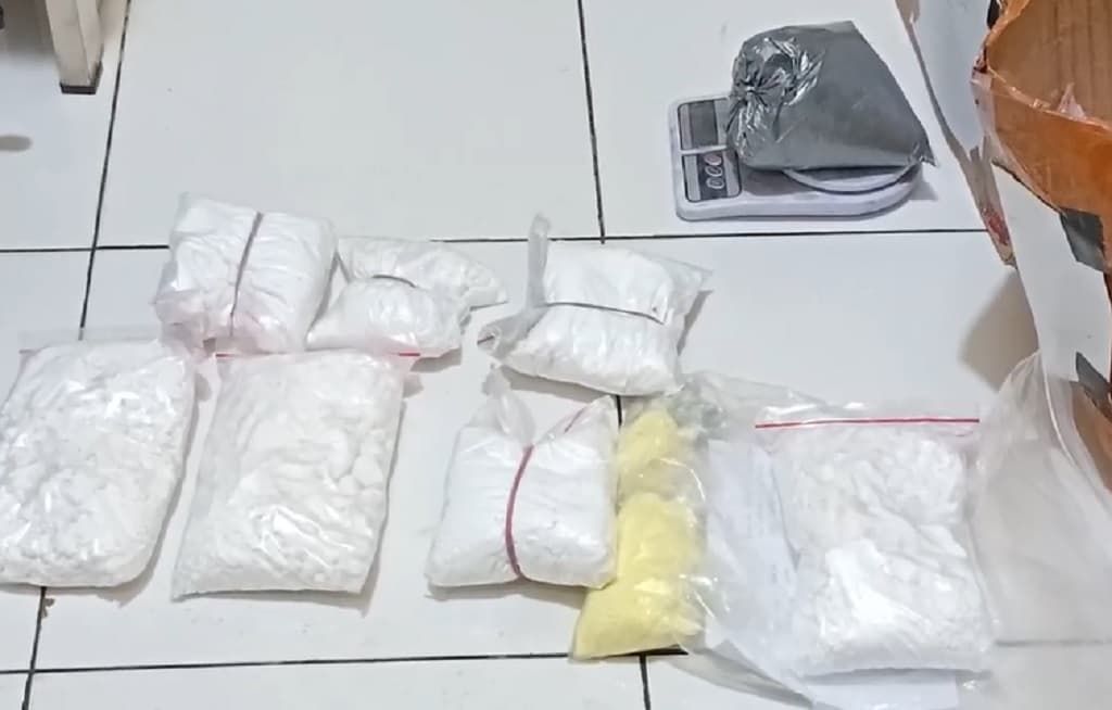 Polisi Tangkap Peracik Petasan di Magelang, 12 Kg Bahan Peledak Disita