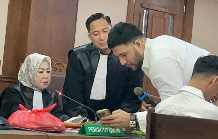 Jalani Sidang Pleidoi Hari Ini, Ammar Zoni Siapkan 100 Halaman Pembelaan dan Cukur Rambut