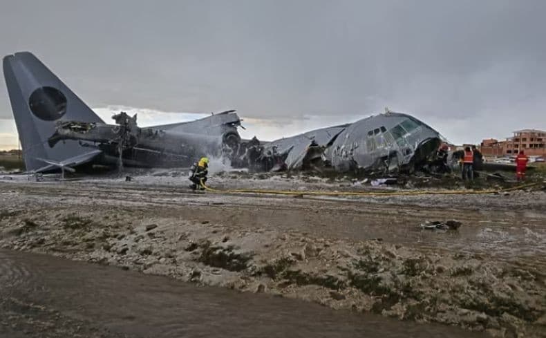 Update: Pesawat Militer Bolivia Bawa Uang Kertas Jatuh di Jalanan Padat, 15 Orang Tewas