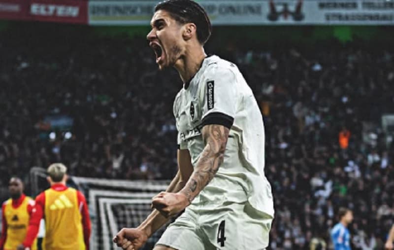 Mental Baja! Kevin Diks Kirim Sinyal Bahaya untuk Bayern Munchen