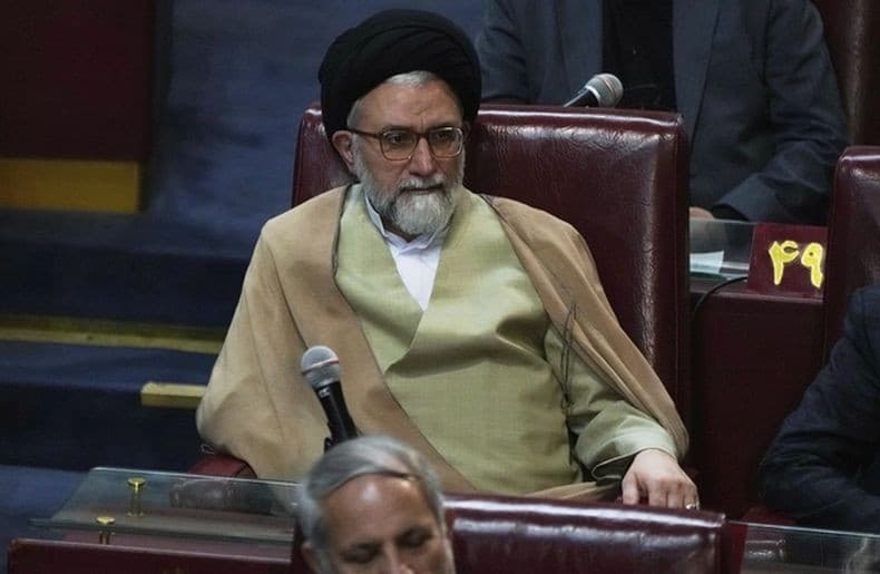 Breaking News: Menteri Intelijen Iran Dilaporkan Tewas dalam Serangan Israel